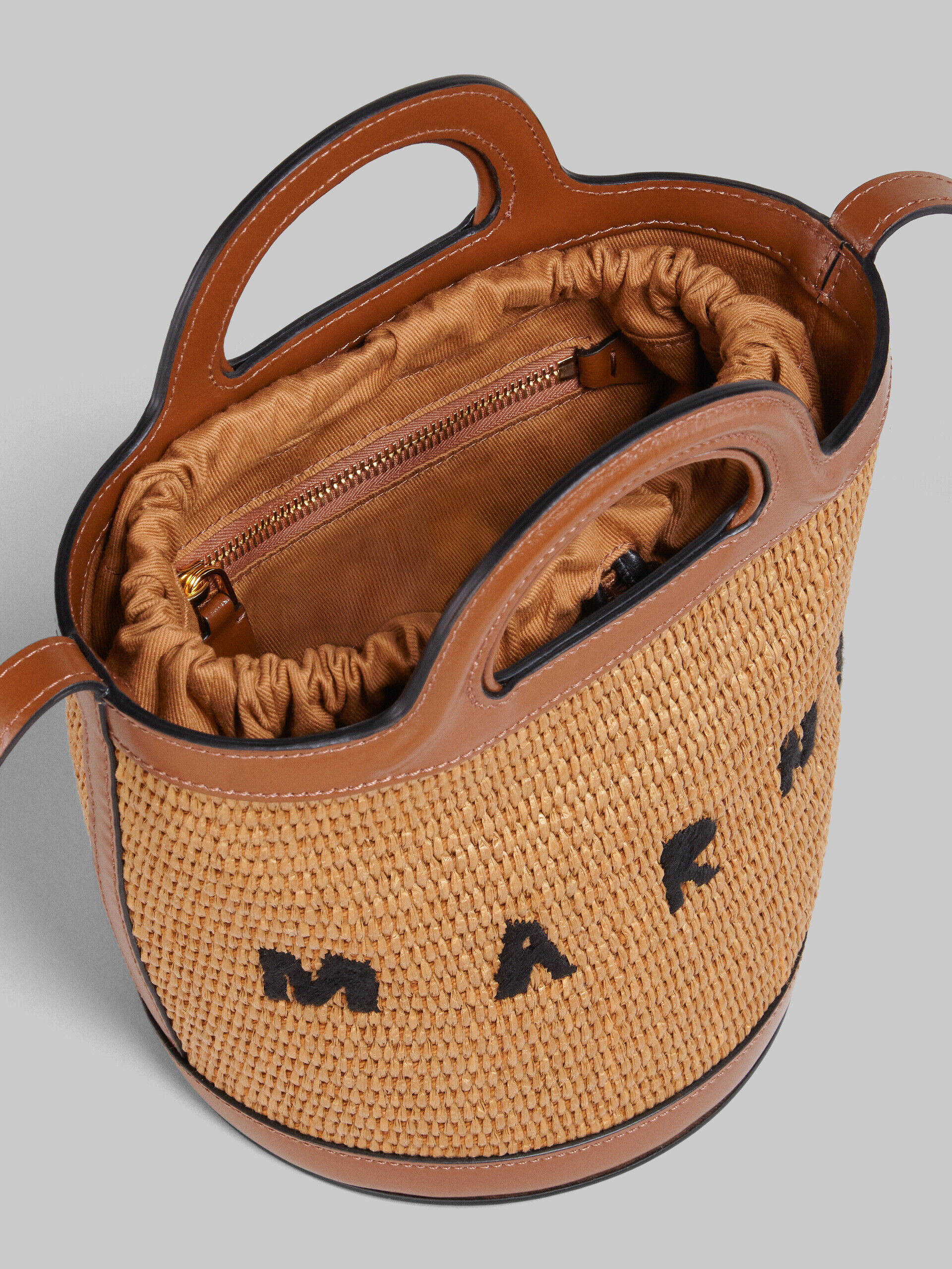 Tropicalia Small Bucket Bag in brown leather and raffia-effect