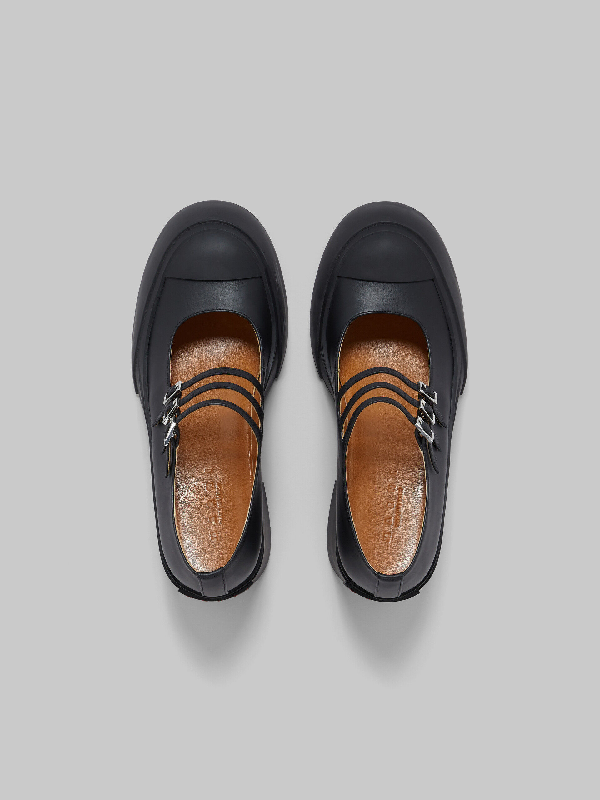Marni platform buckle Mary Jane shoes - Black