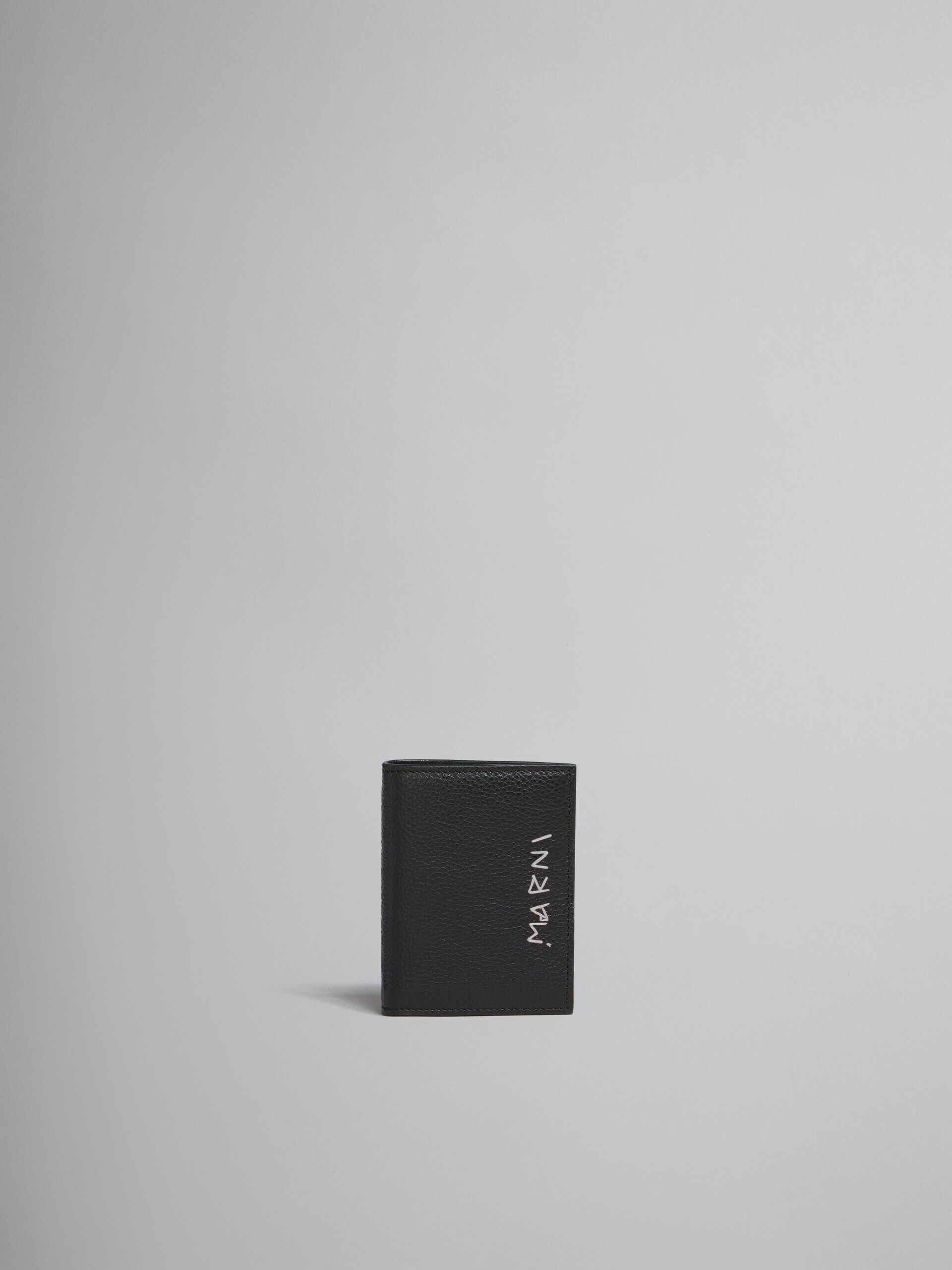 ブラック レザー製 二つ折りウォレット 、マルニメンディング装飾 | Marni