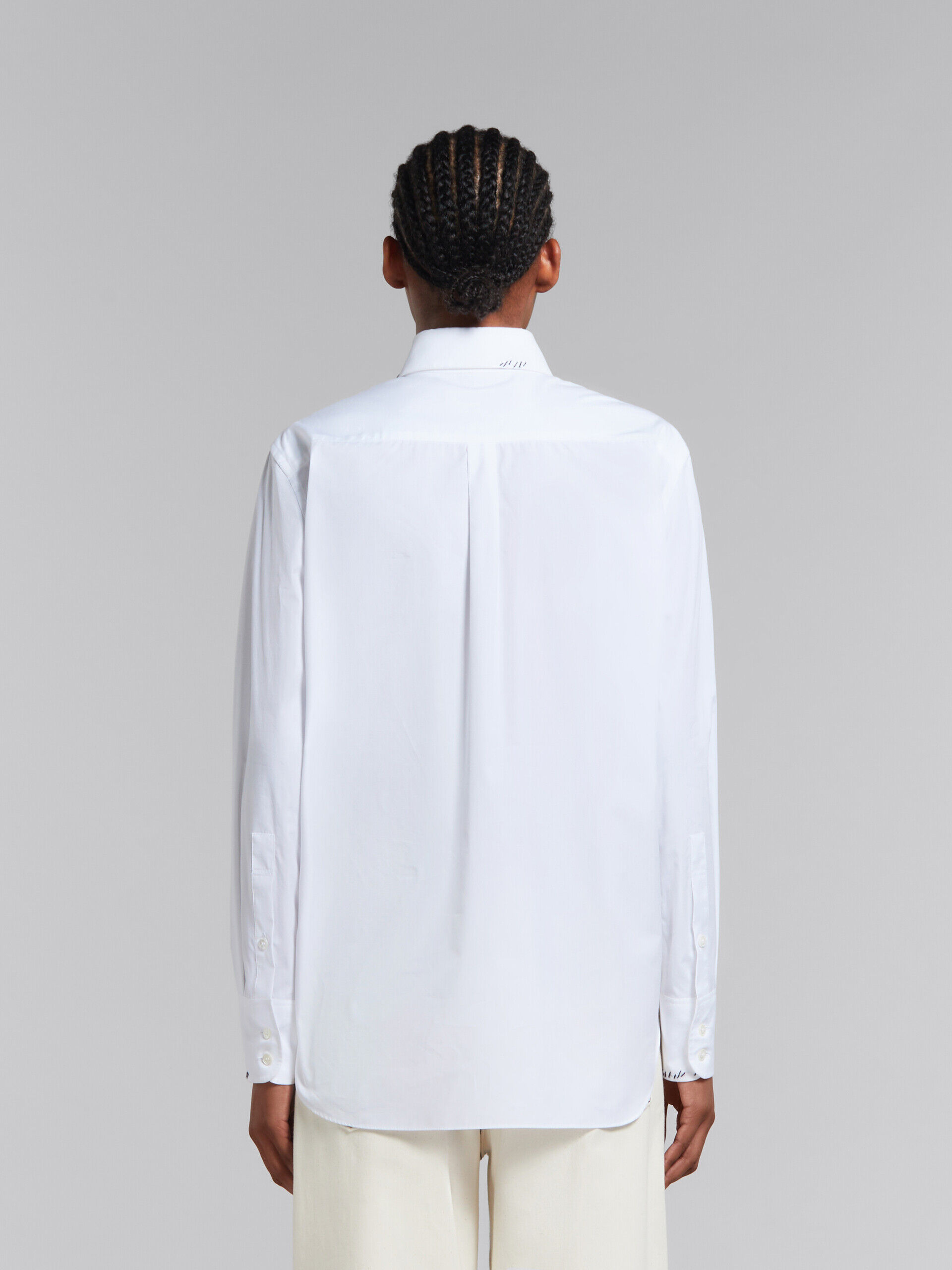 ホワイト オーガニックポプリン製シャツ、マルニメンディング装飾 | Marni