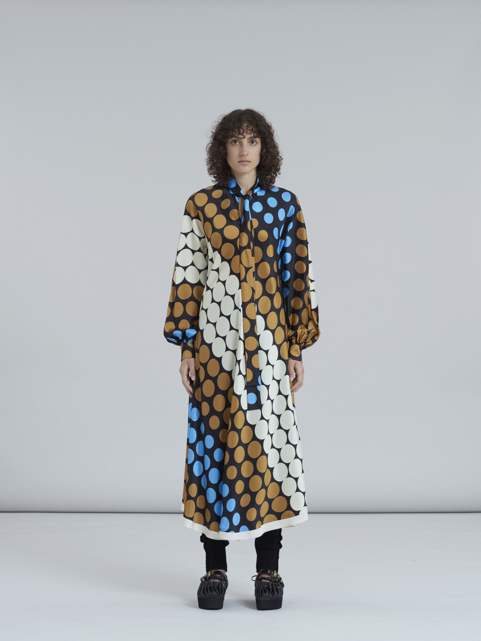 お買得品 【未使用】MARNI マルニ サテンミックスワンピース