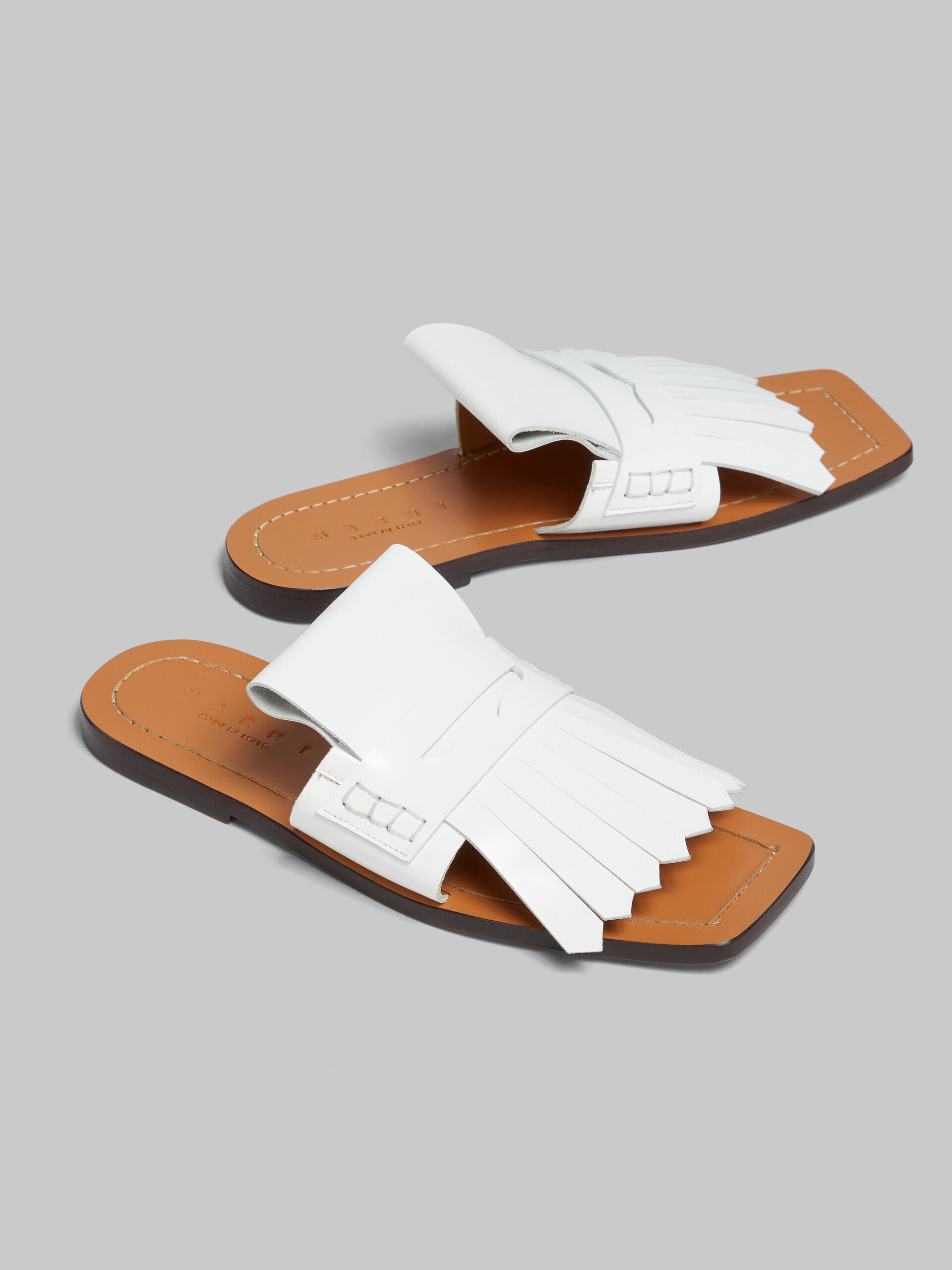 Marni Kids logo-strap leather sandals - White
