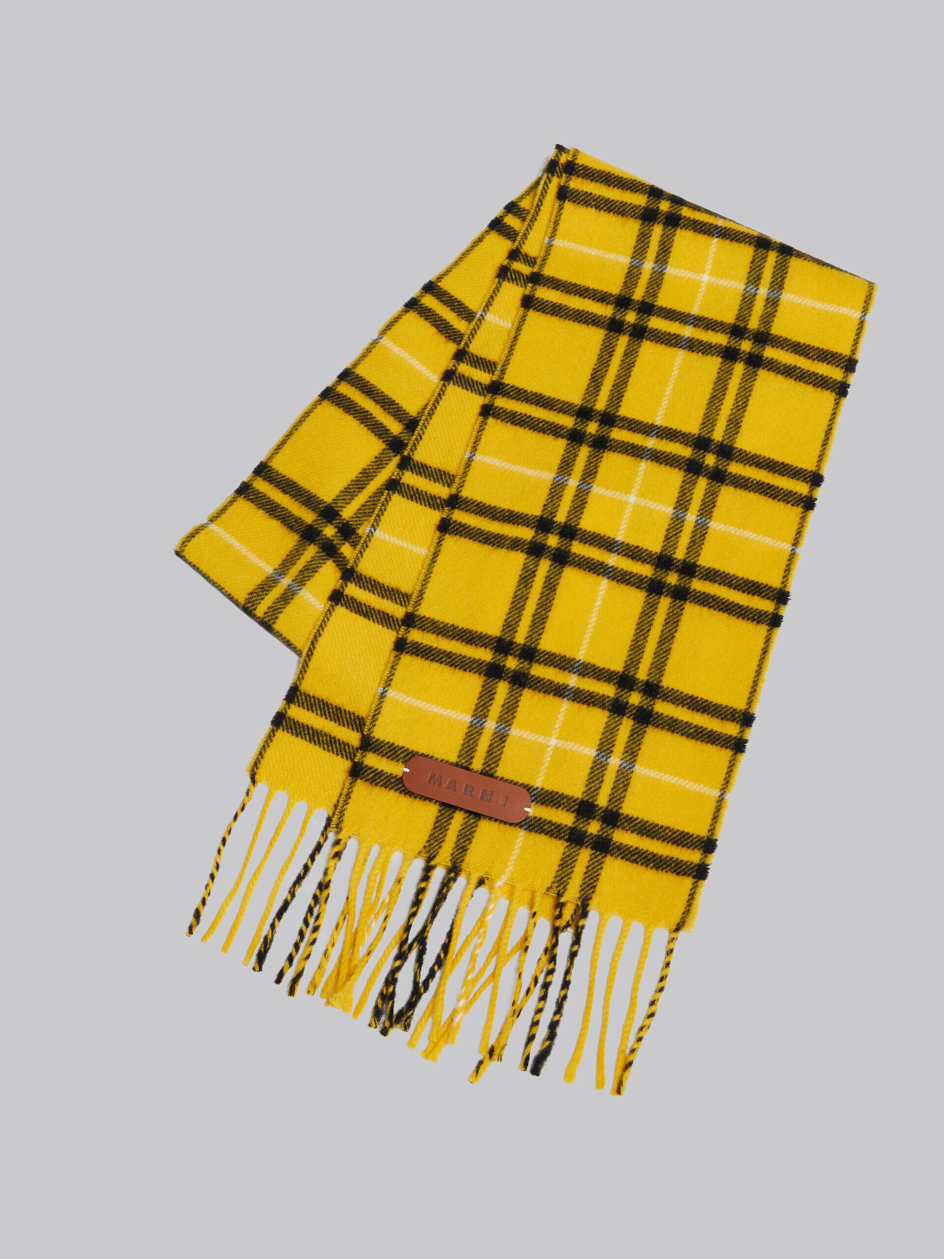 海外ブランドMARNIイエロー チェック ウール製スカーフ