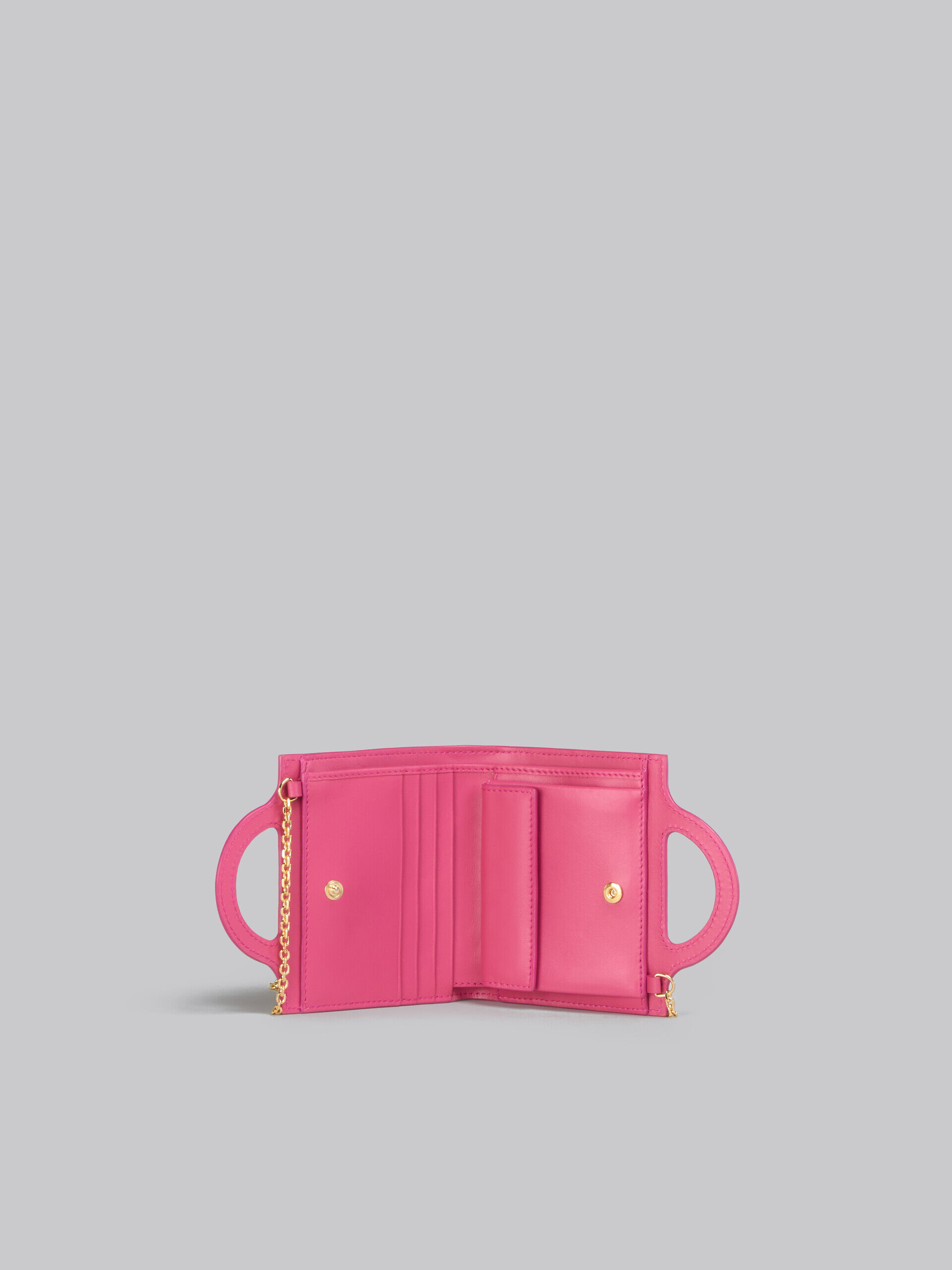 ピンク レザー製Tropicaliaウォレット、チェーンストラップ付き | Marni