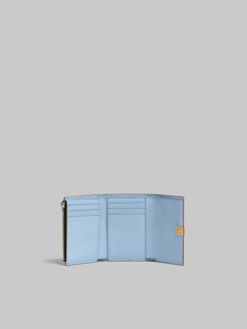 Portafoglio Prisma tri-fold in pelle marrone - Portafogli - Image 2