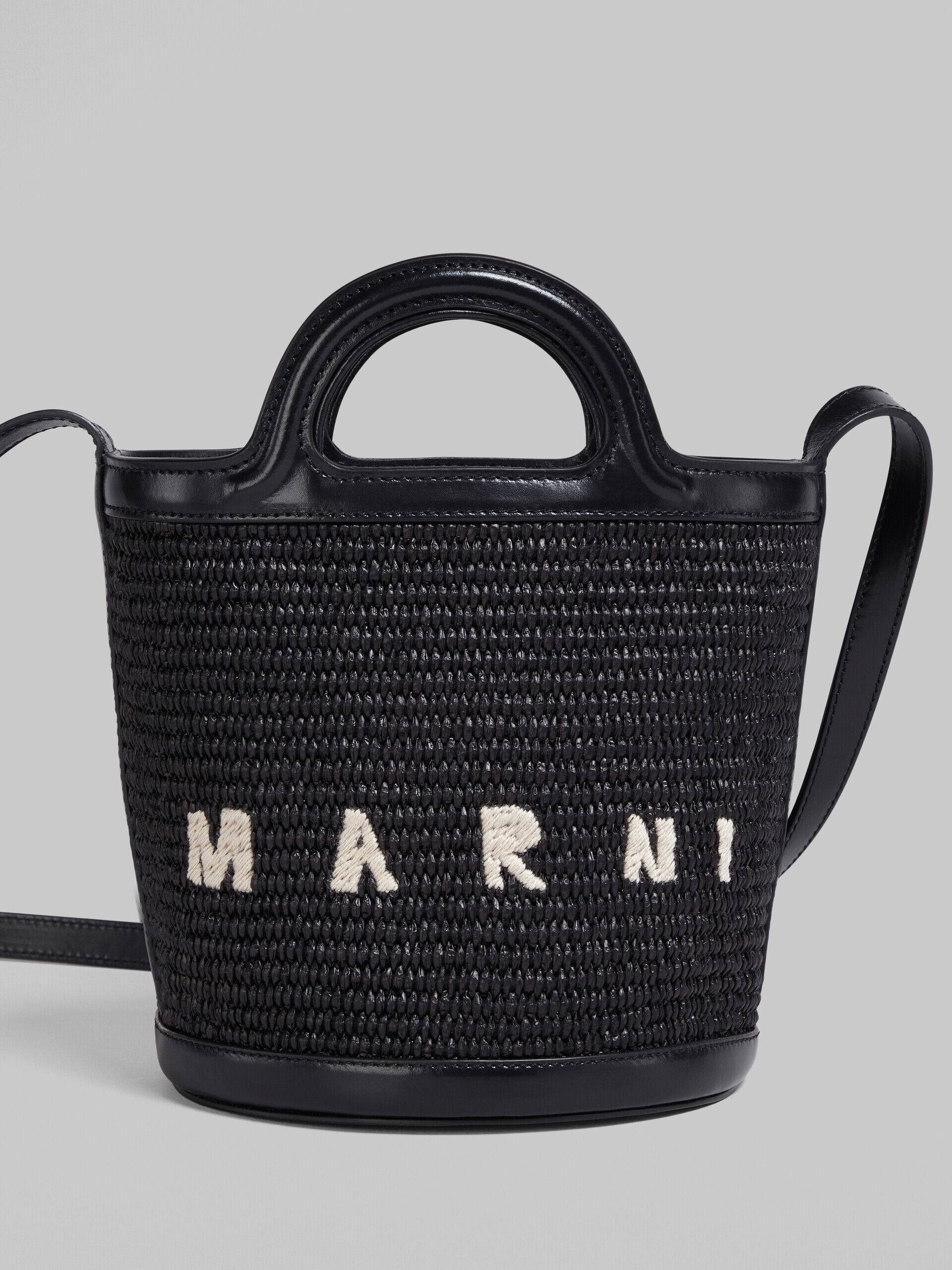 ブラック TROPICALIA BASKET BAG SMALL | Marni