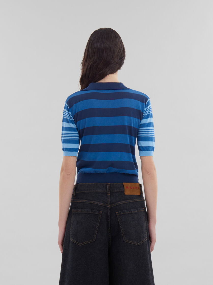 Maglione a maniche corte in cotone leggero con righe a contrasto blu - Camicie - Image 3