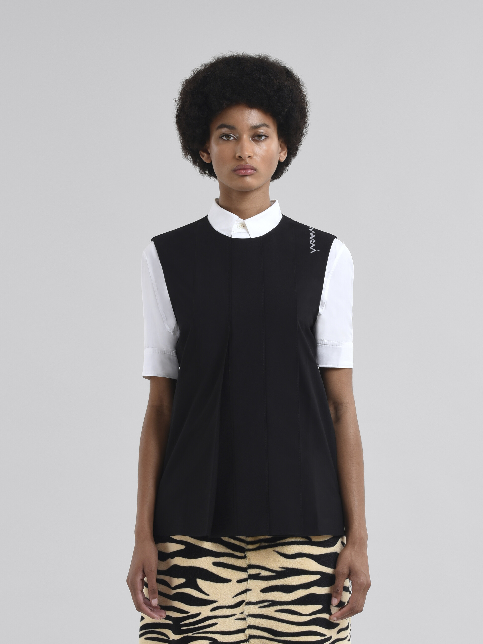 Top in mista lana nera con ricamo Marni Symbol - Camicie - Image 2