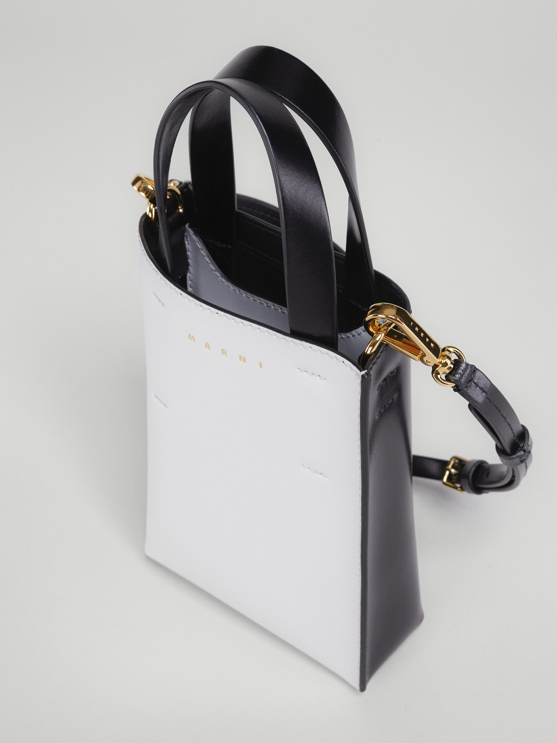 MUSEO nano bag in white and black leather