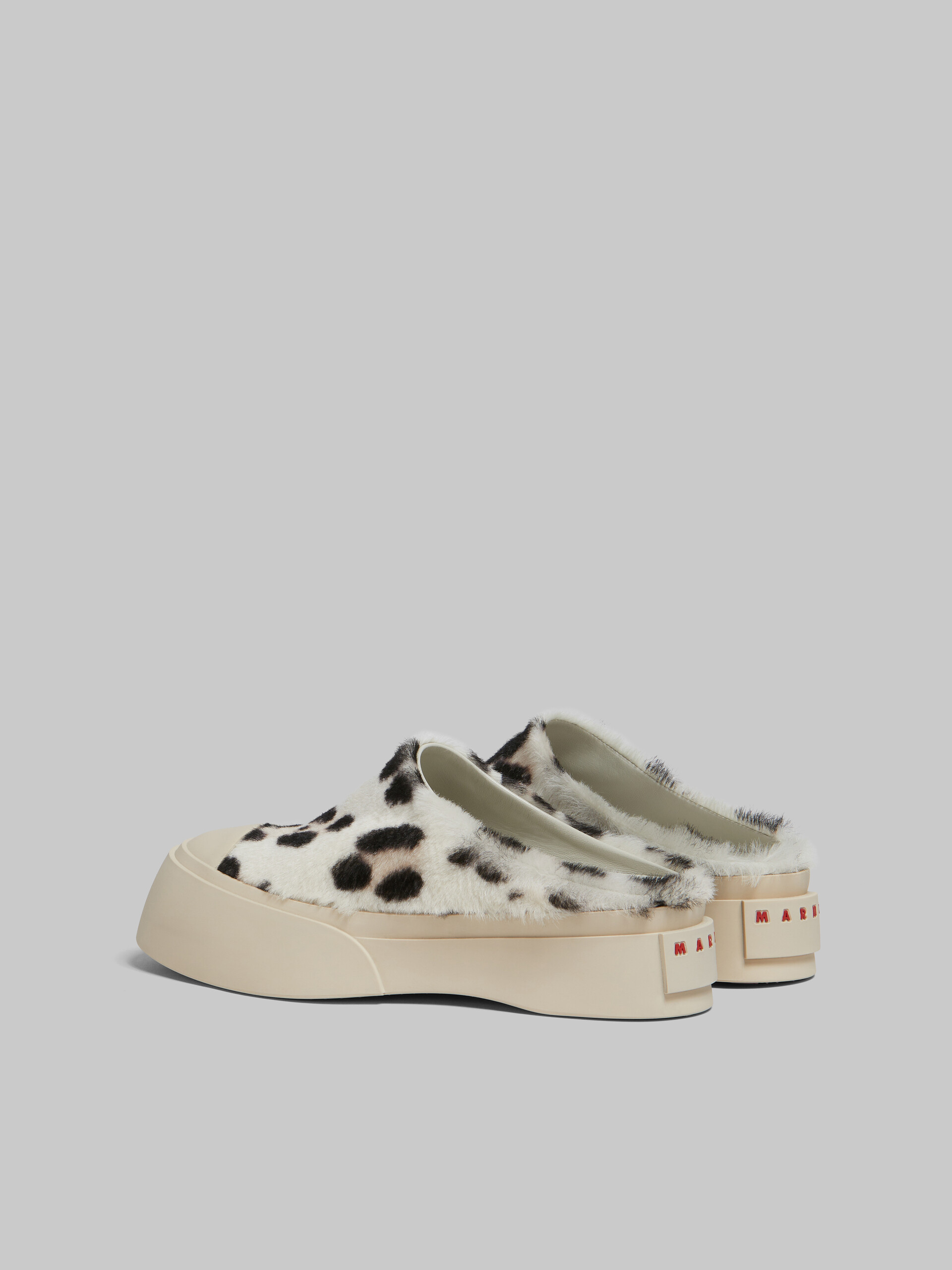 Sabot Pablo in shearling bianco con stampa animalier - Sneakers - Image 3