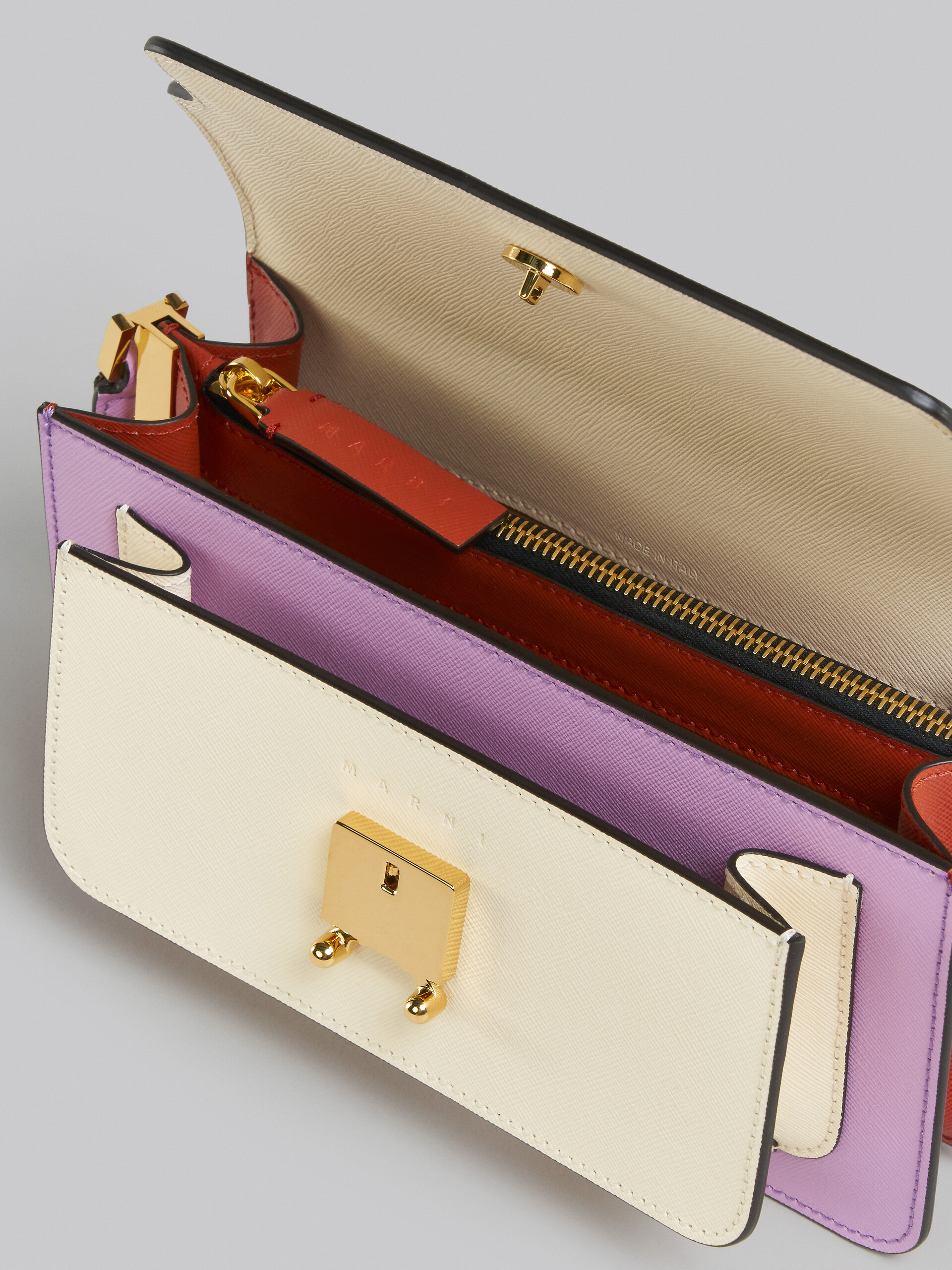 The Marni Trunk Bag  An everyday classic in a light lilac