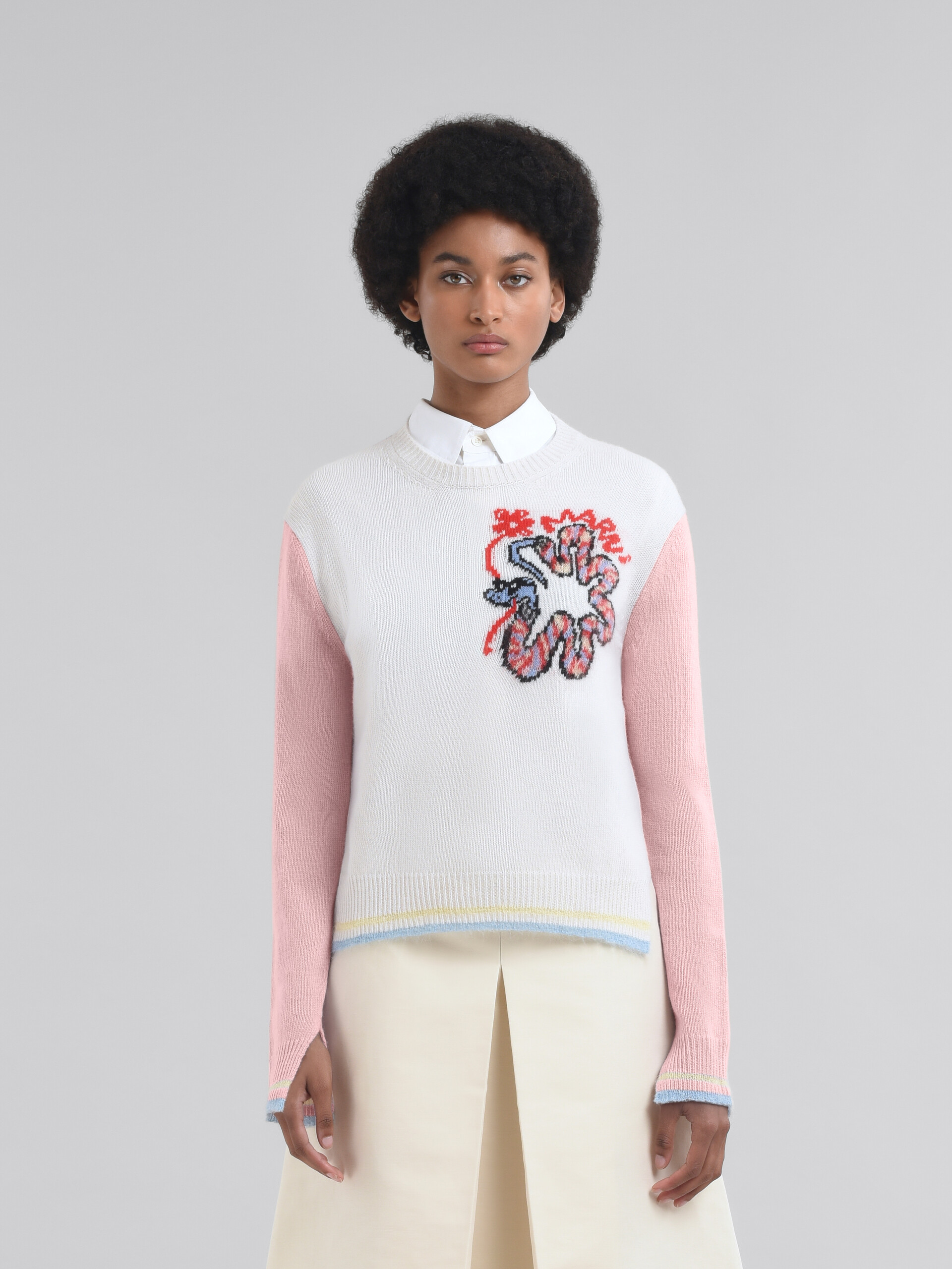 Maglia in lana bianca con motivo serpente jacquard - Pullover - Image 2