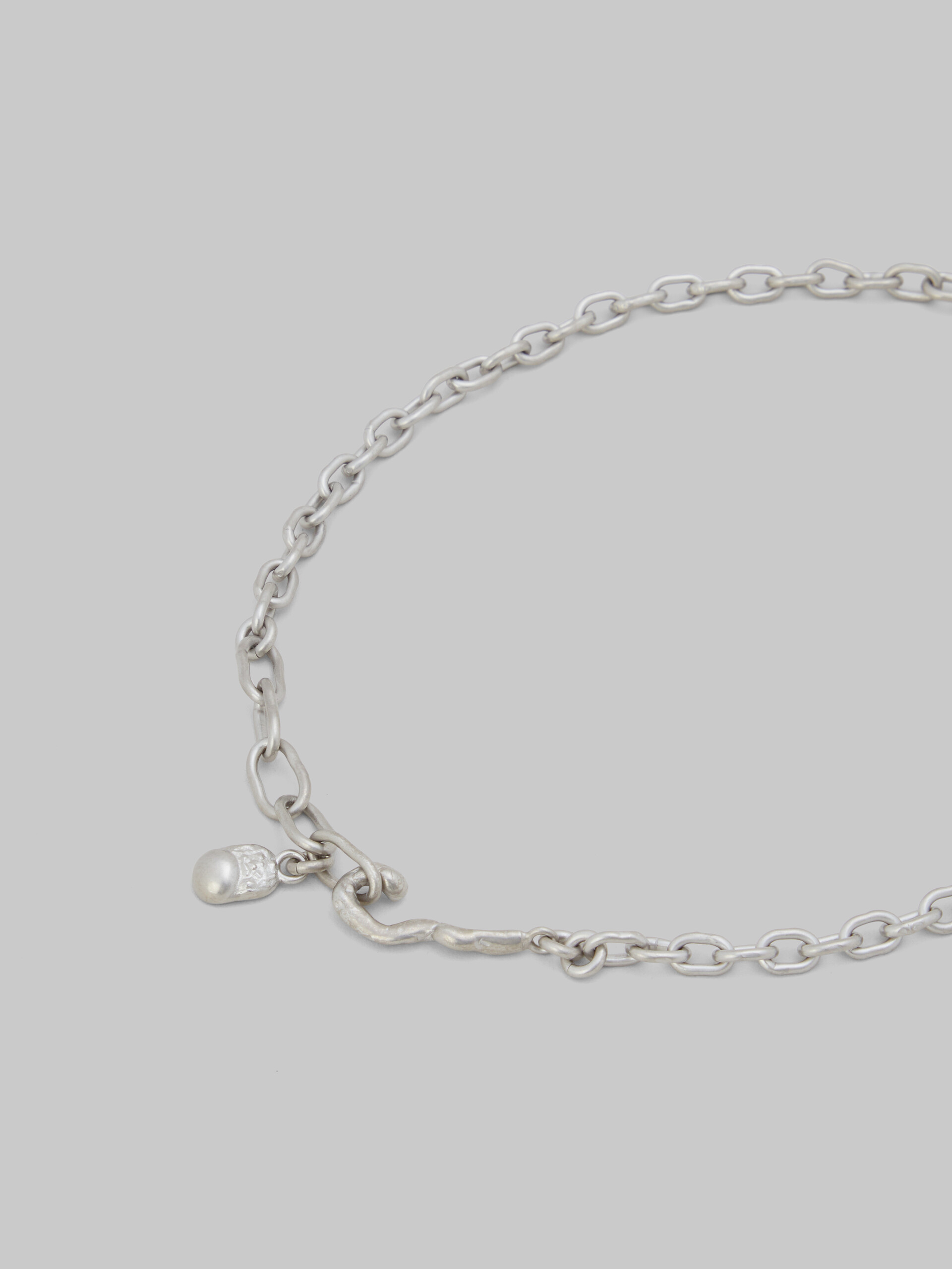 Collana oro e palladio con charm con perla incastonata - Collana - Image 3