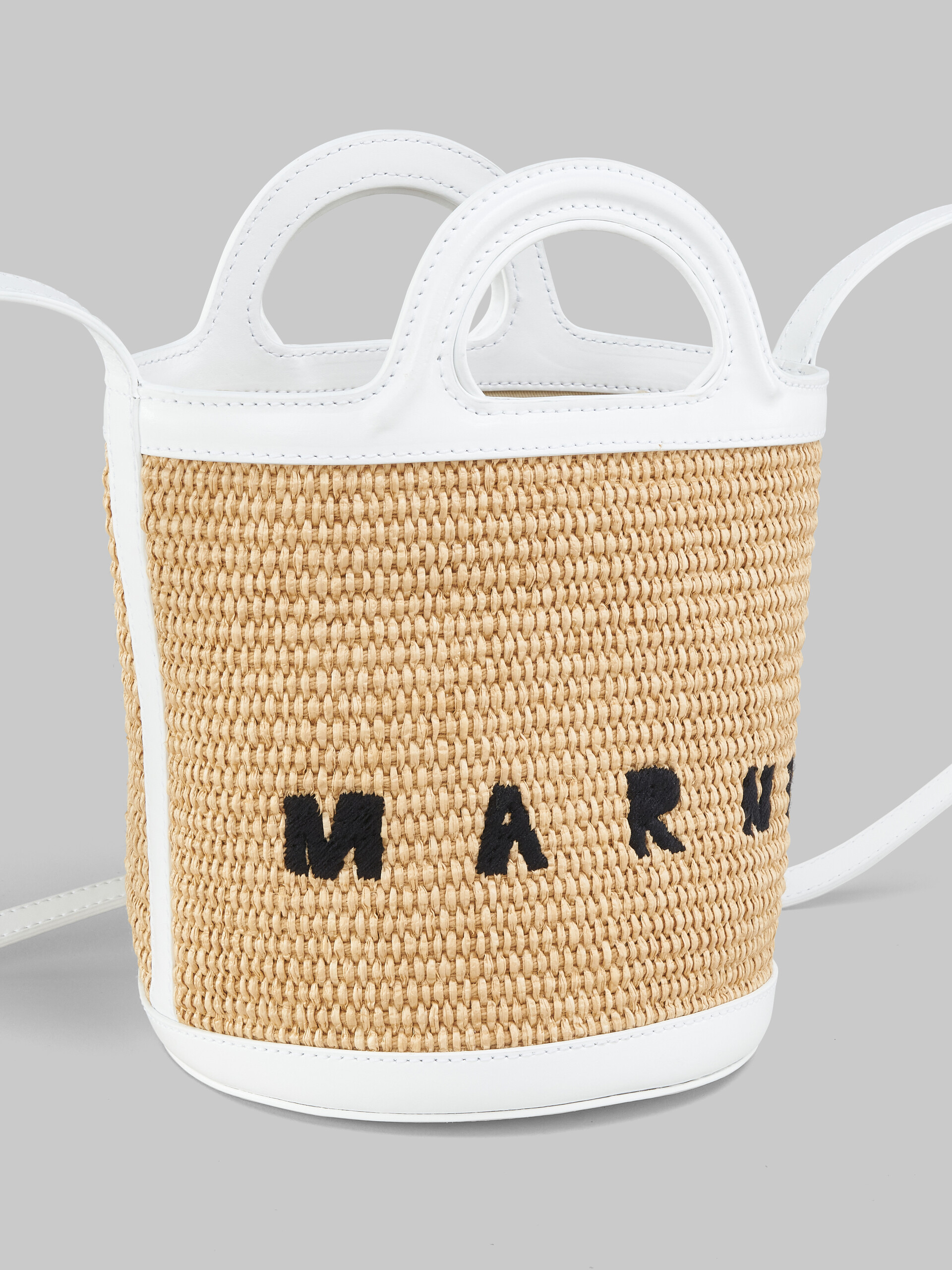 Tropicalia Small Bucket Bag in white leather and raffia-effect 