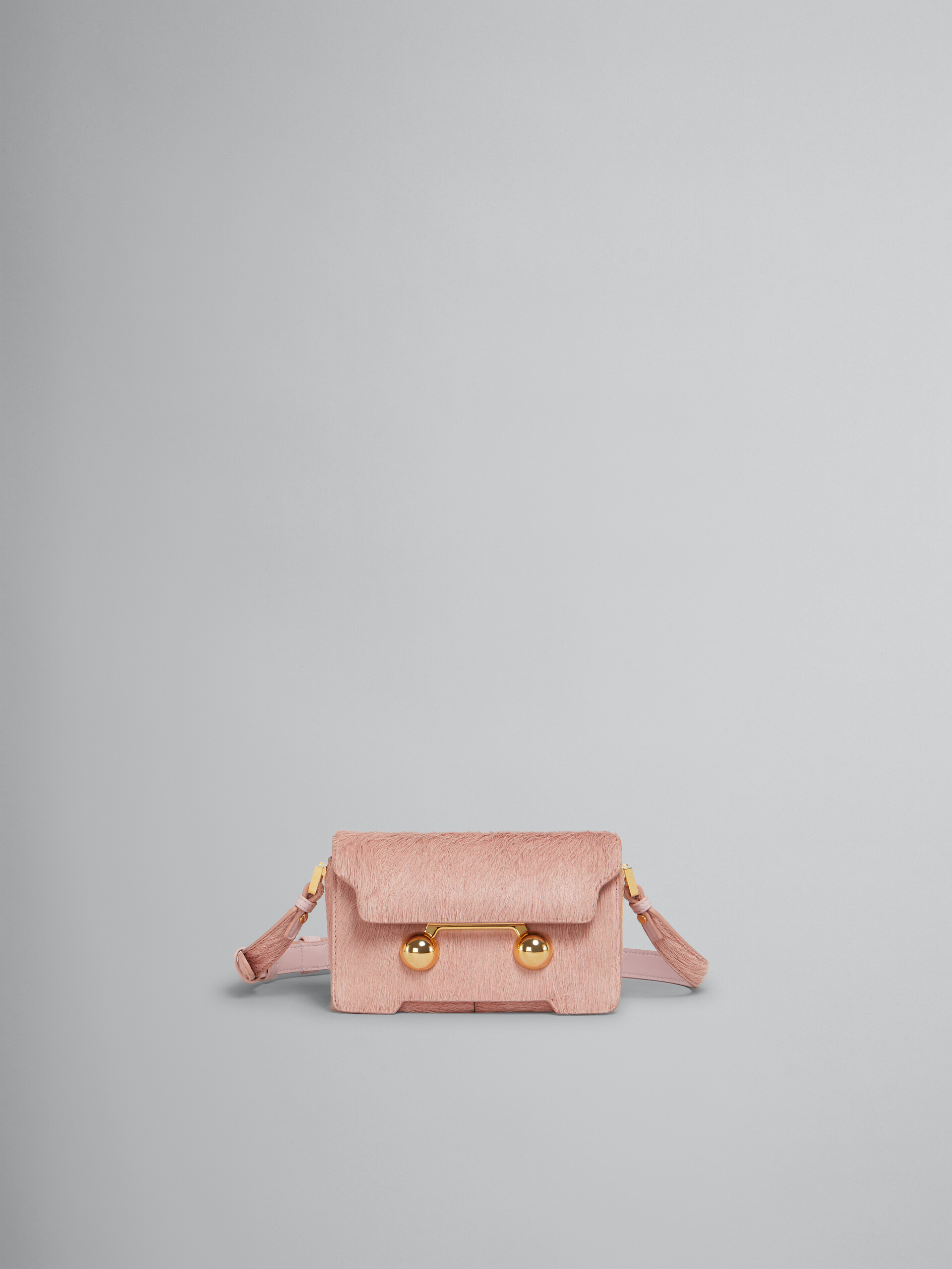 Borsa a spalla Trunkaroo Mini in vitello a pelo lungo rosa chiaro - Borse a spalla - Image 1