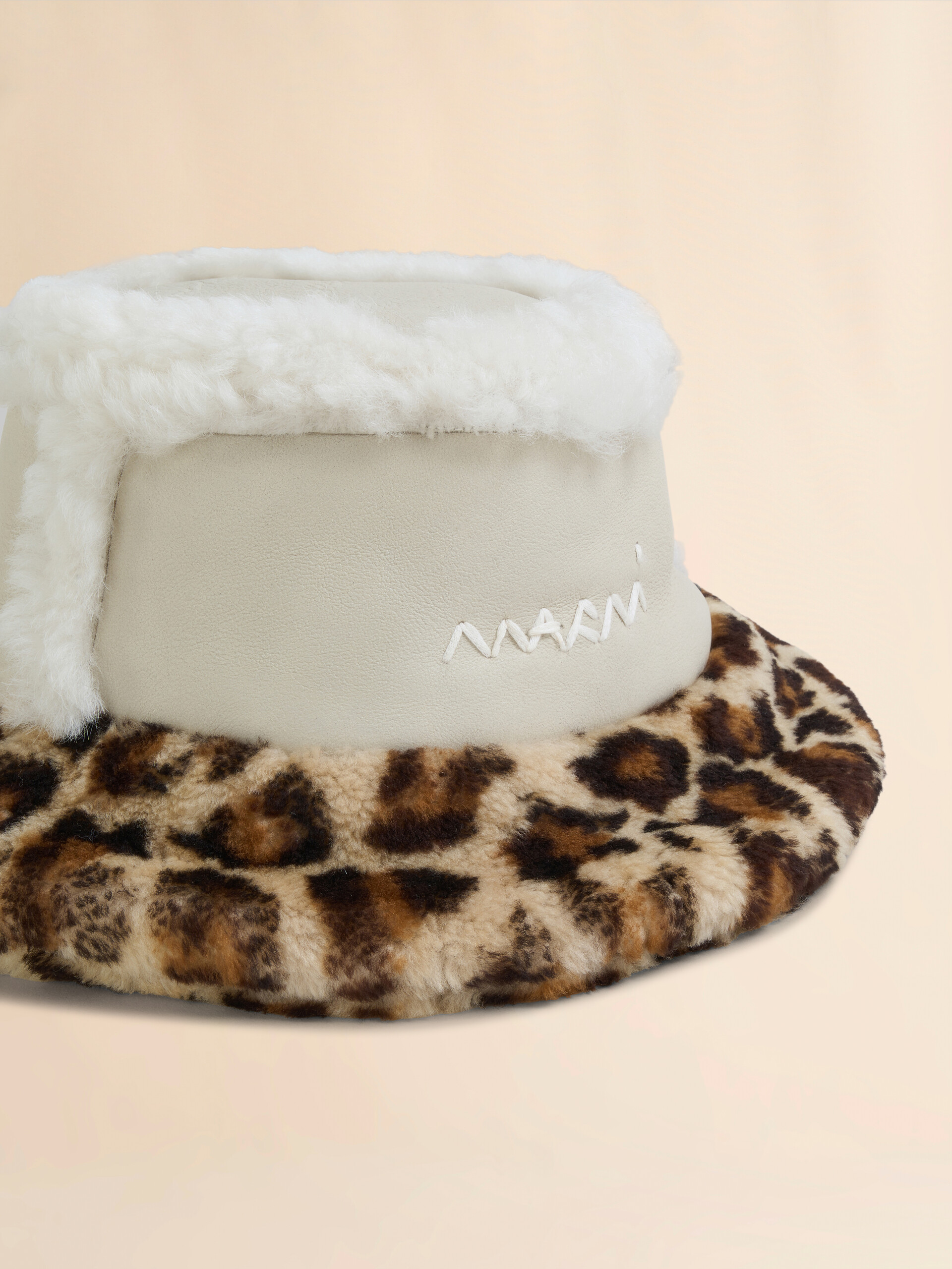 Cappello bucket in pelle e shearling - Cappelli - Image 4