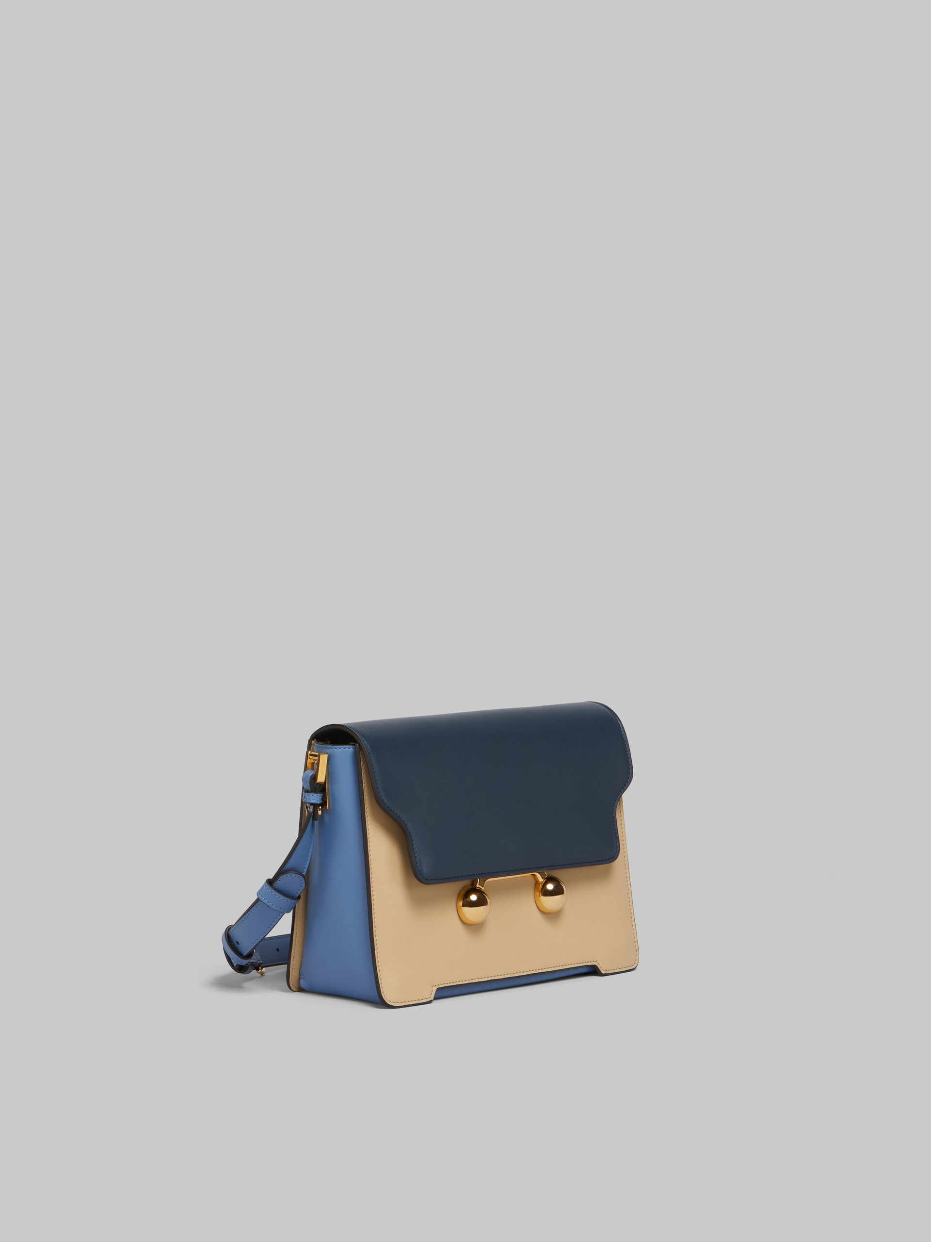 Borsa a spalla Trunkaroo Media in pelle blu, beige e azzurra - Borse a spalla - Image 5