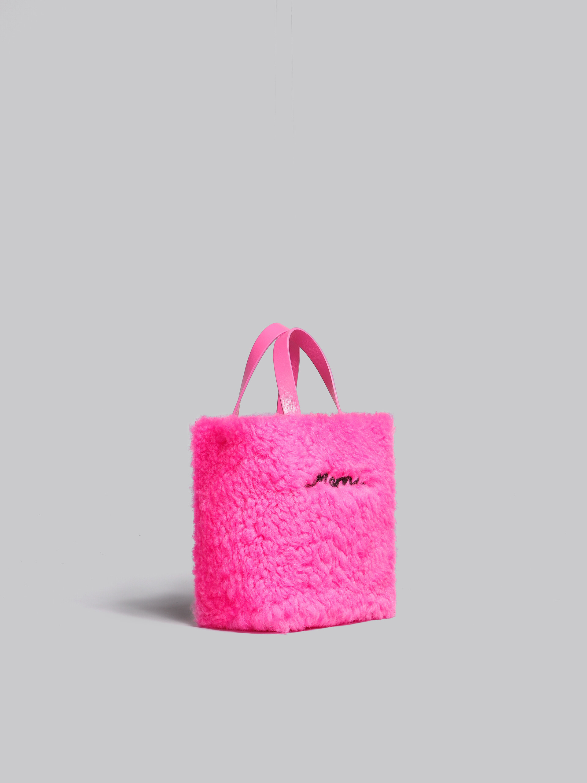 Museo Soft Mini Bag in bright pink shearling