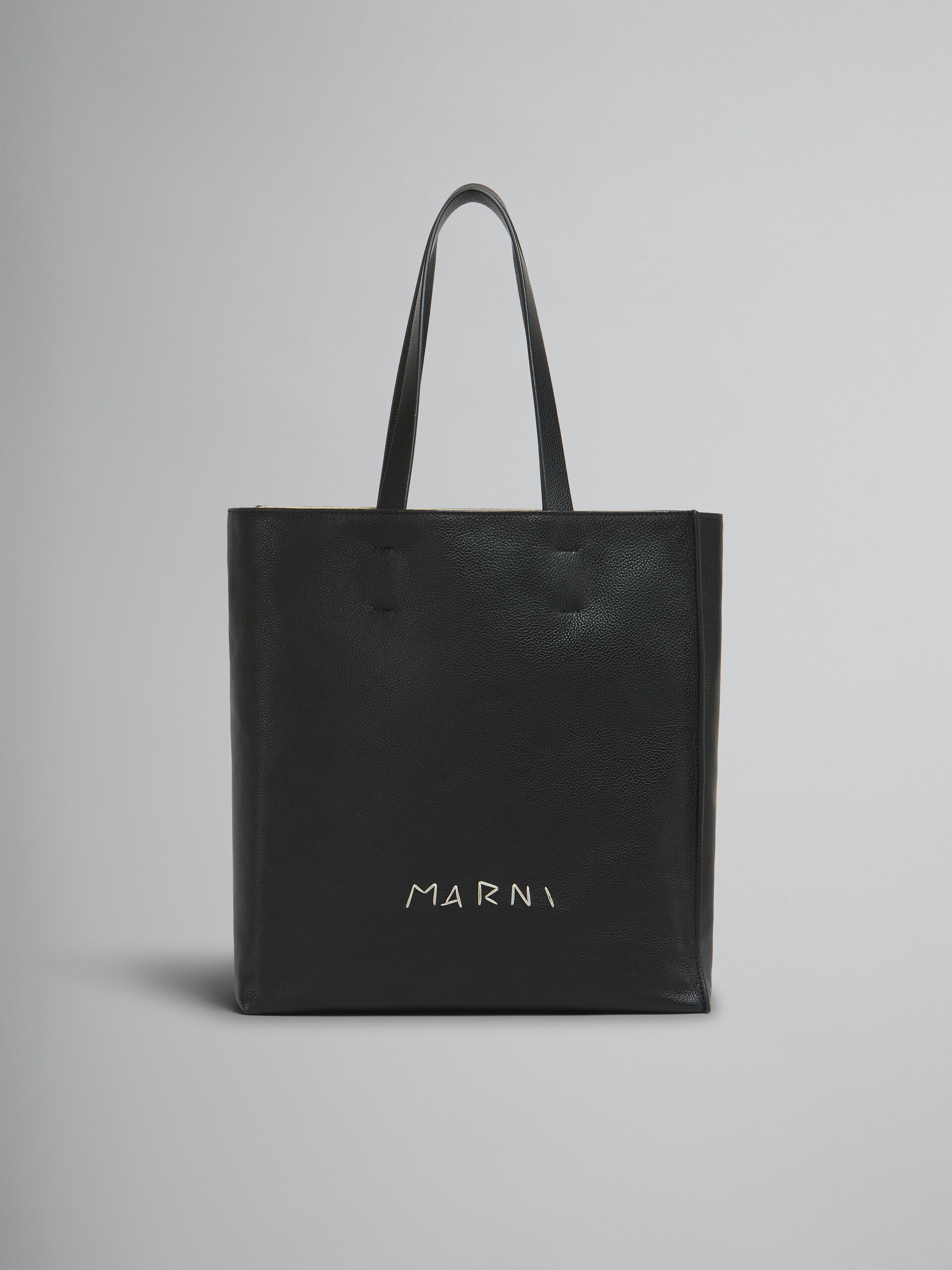 Museo Soft Tote Bag grande in pelle nera con ricamo Marni Symbol - Borse shopping - Image 1