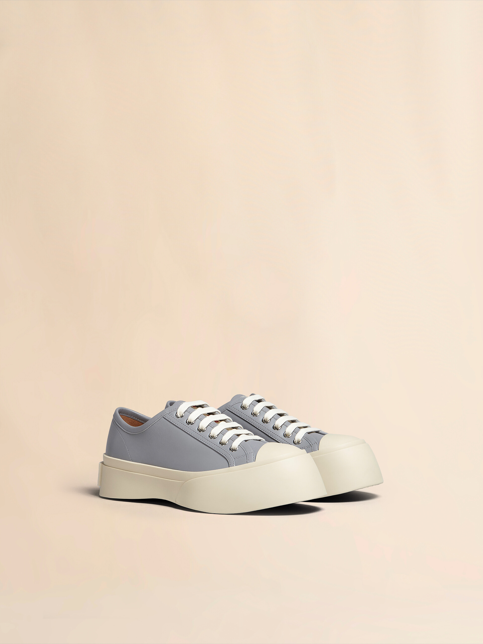 Sneaker Pablo in nappa azzurra - Sneakers - Image 2