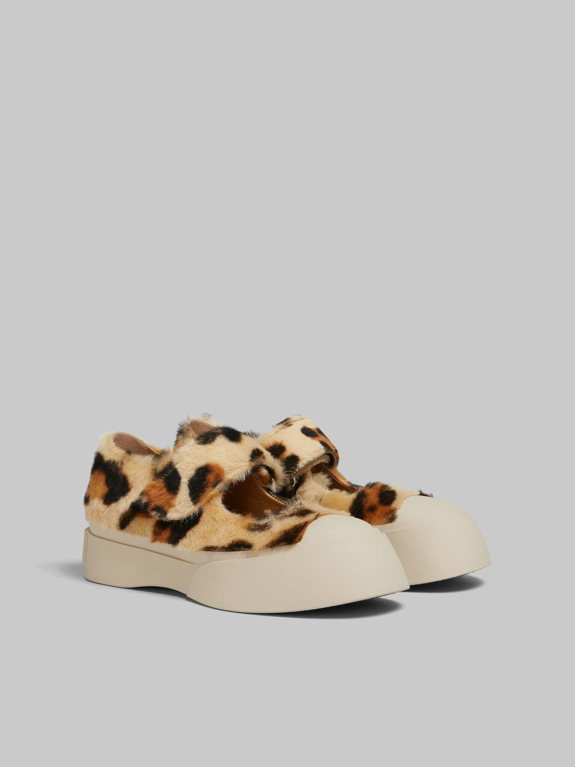 Sneaker Mary Jane in shearling giallo con stampa animalier - Sneakers - Image 2