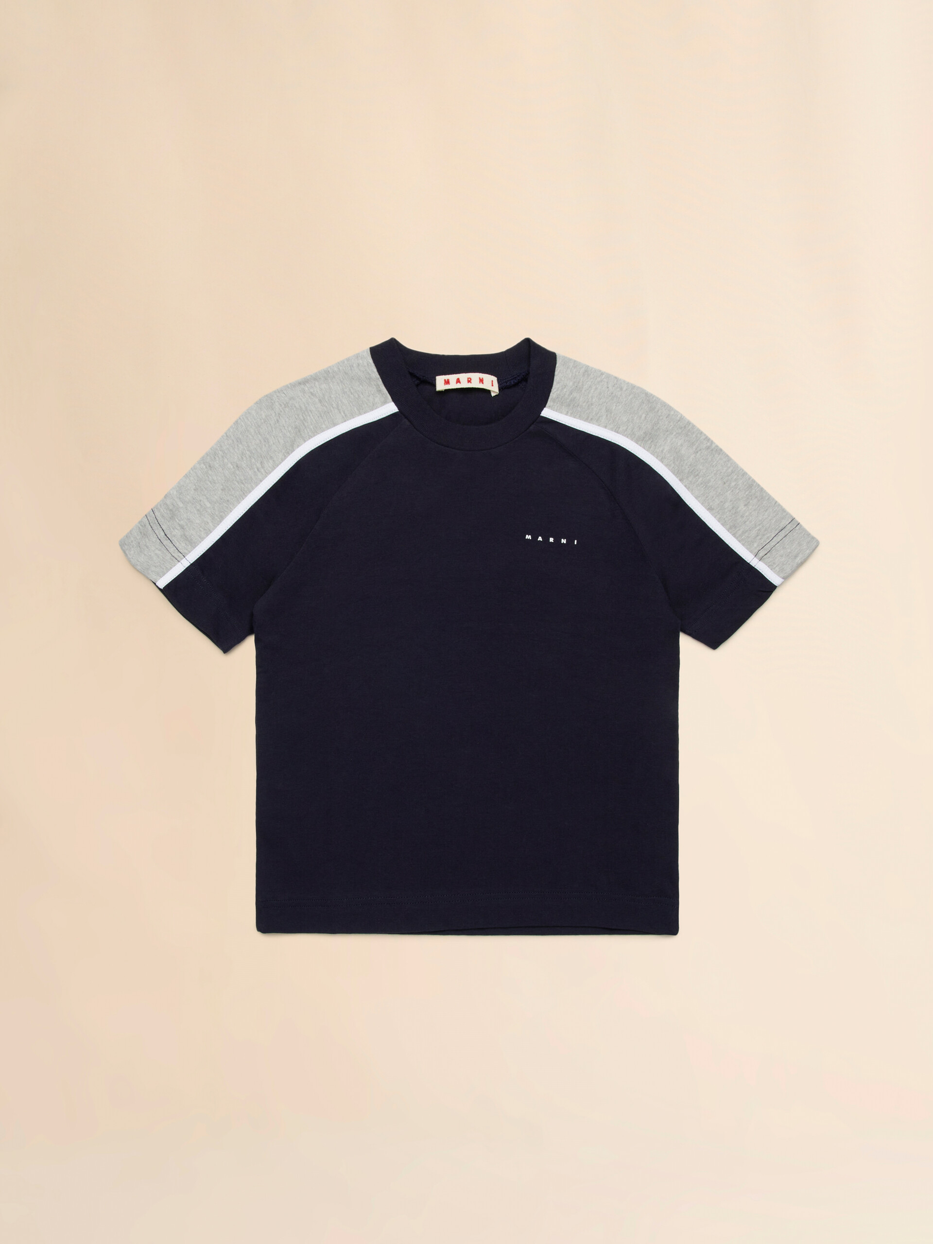 T-shirt with colorblock details - T-shirt - Image 1