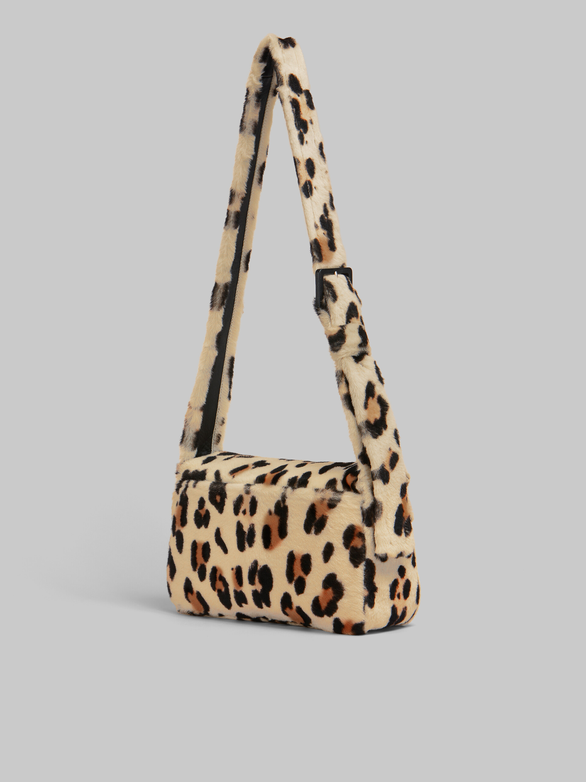 Borsa a spalla Trunkaroo Soft media in shearling con stampa animalier - Borse a spalla - Image 2