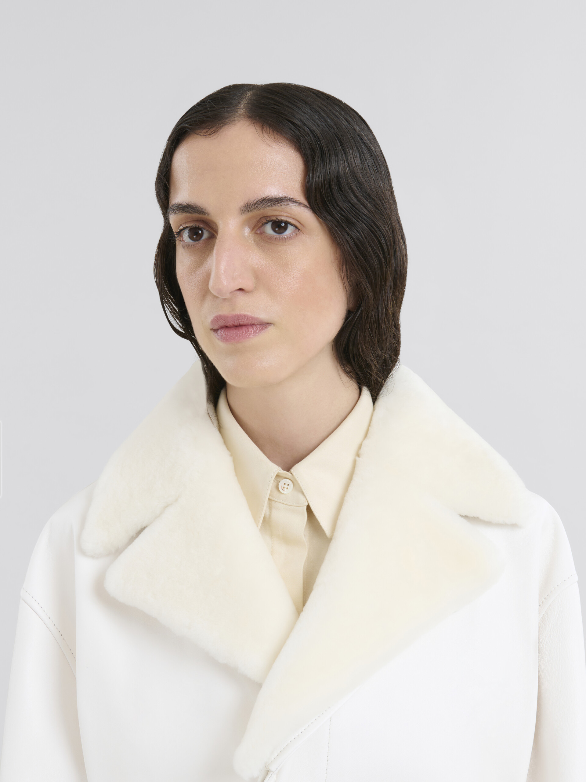 Cappotto in nappa bianca con collo in shearling - Cappotti - Image 4