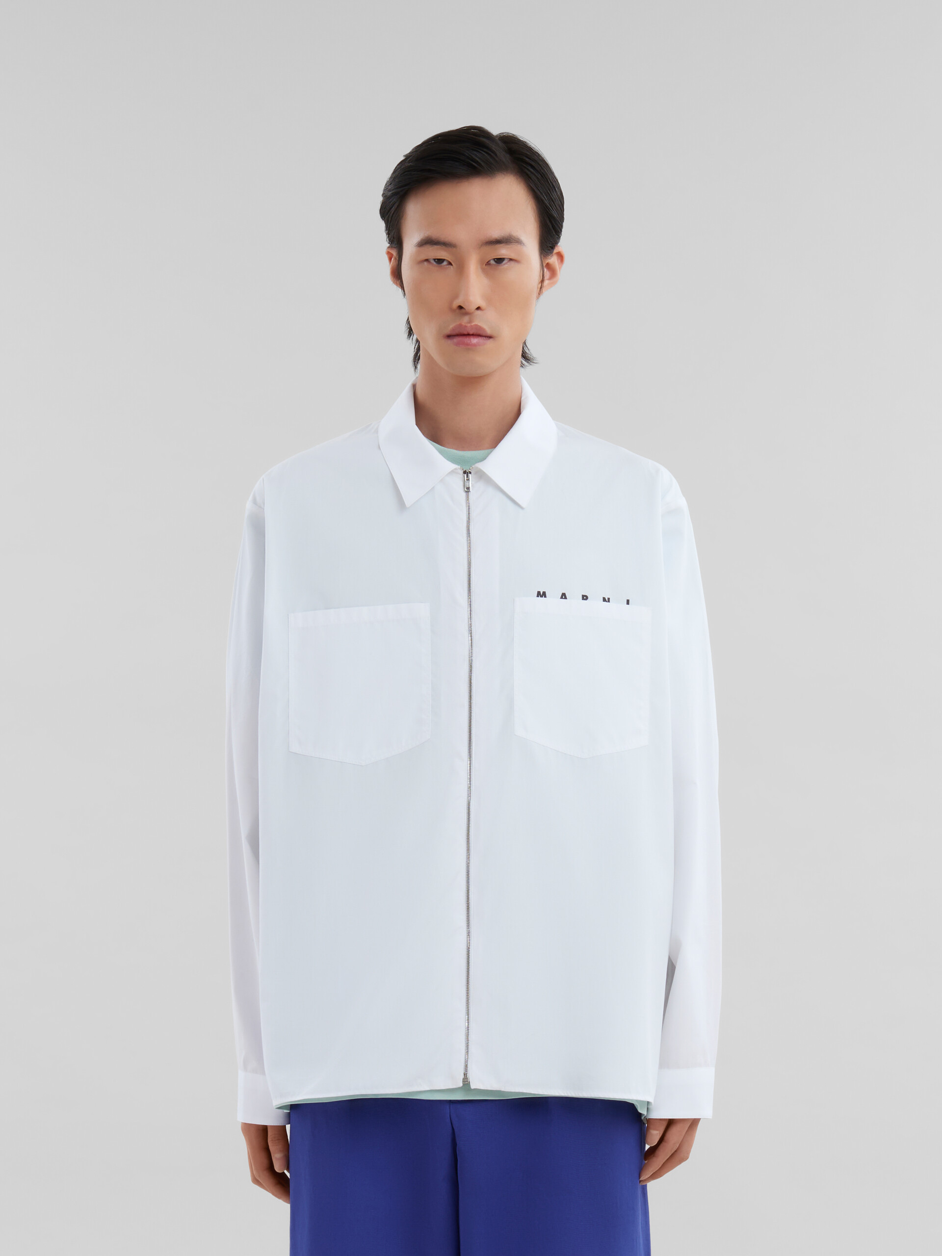 Camicia con zip in popeline biologico bianco con logo nascosto - Camicie - Image 2
