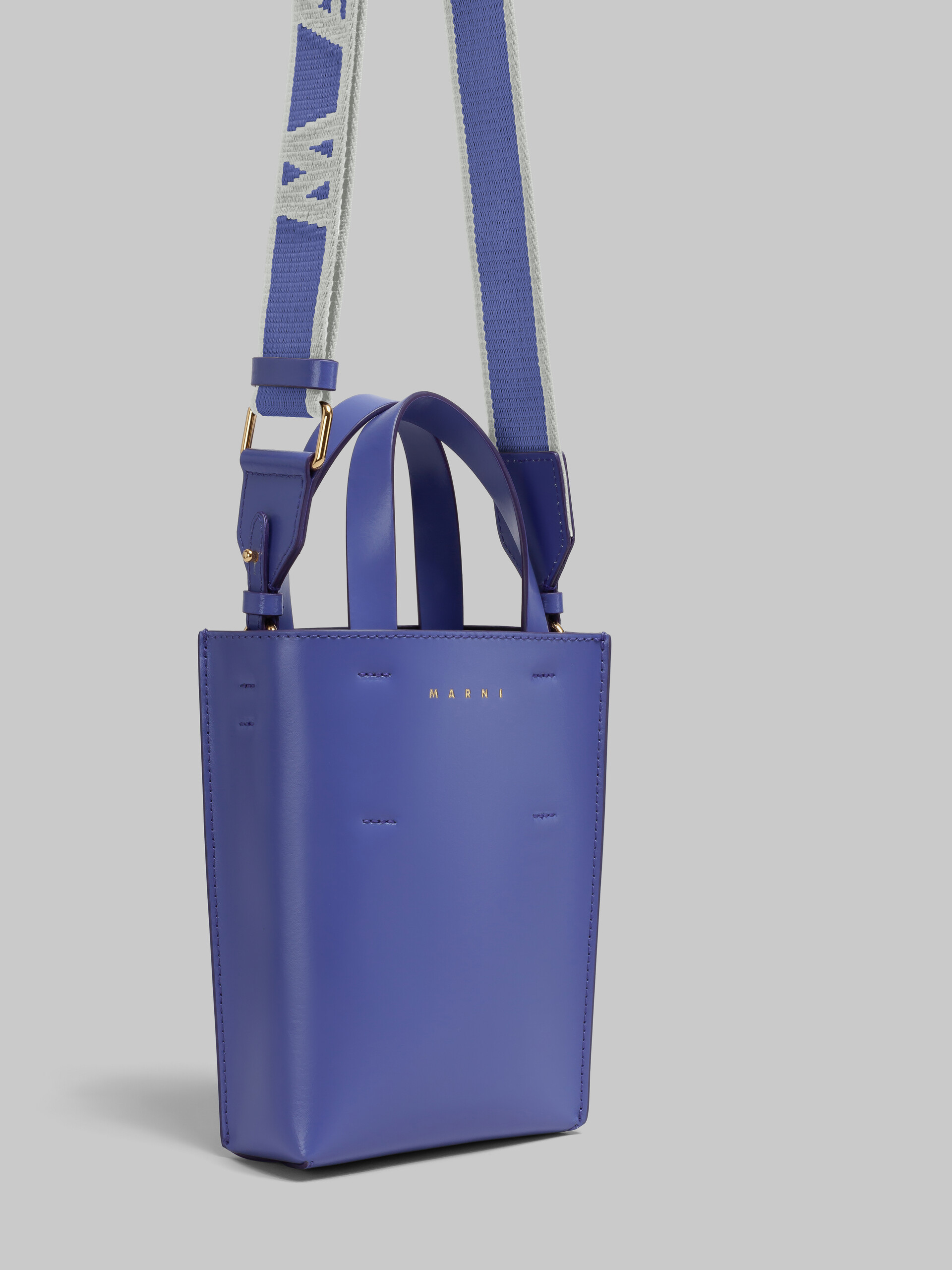 Museo Bag Nano in pelle azzurra - Borse shopping - Image 5