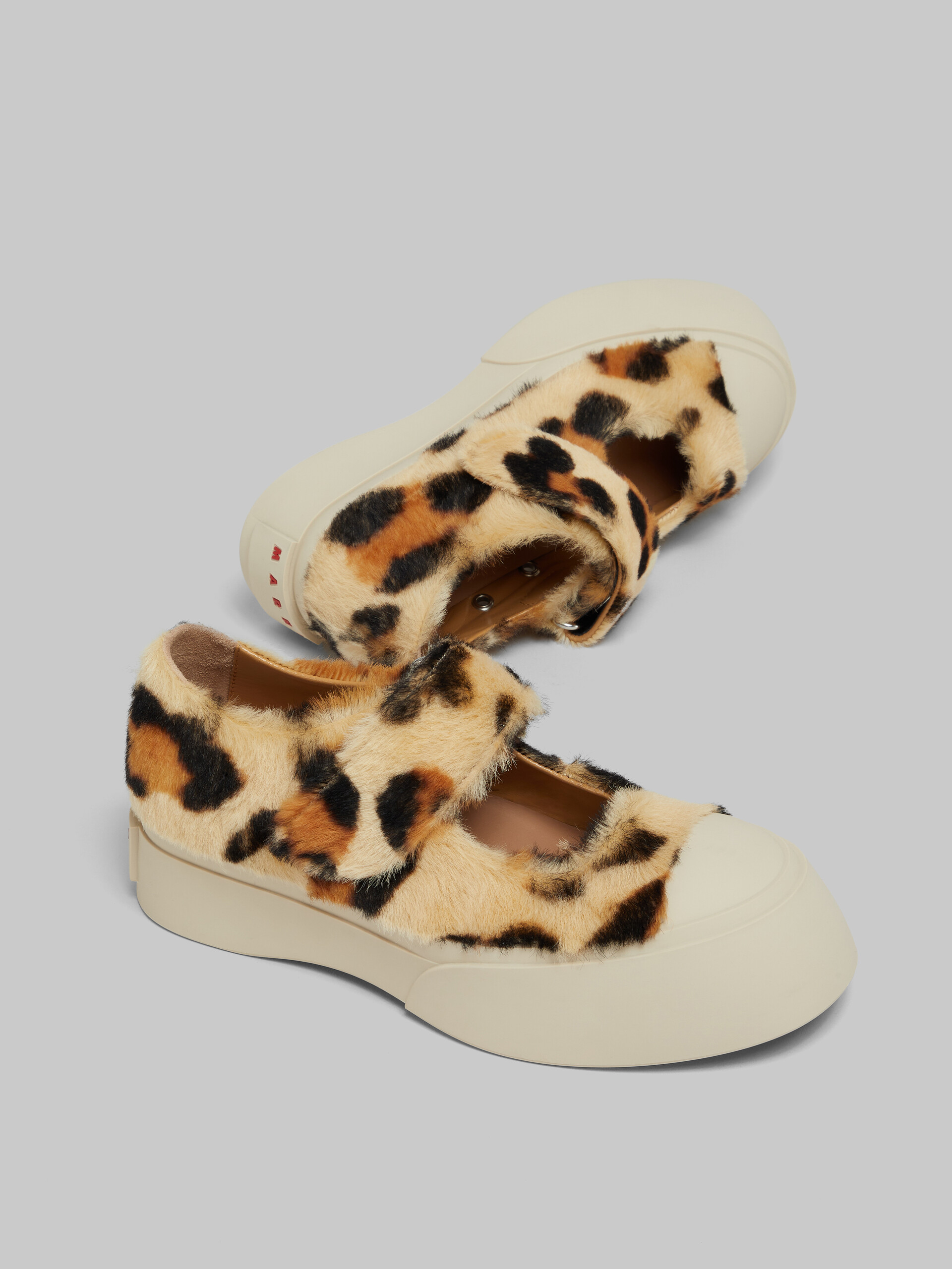 Sneaker Mary Jane in shearling giallo con stampa animalier - Sneakers - Image 5