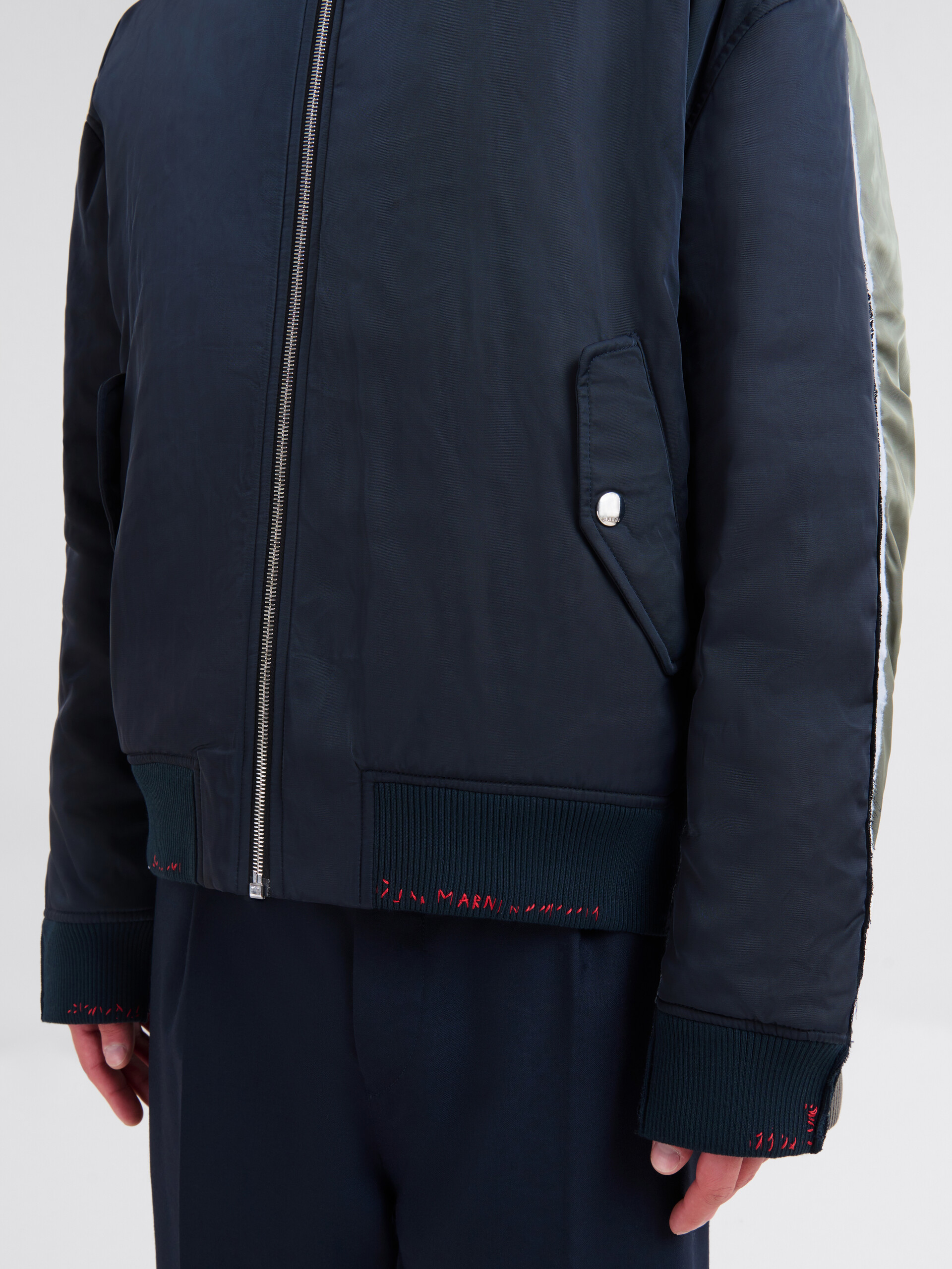 Bomber in twill blu scuro con retro a contrasto - Giacche - Image 5