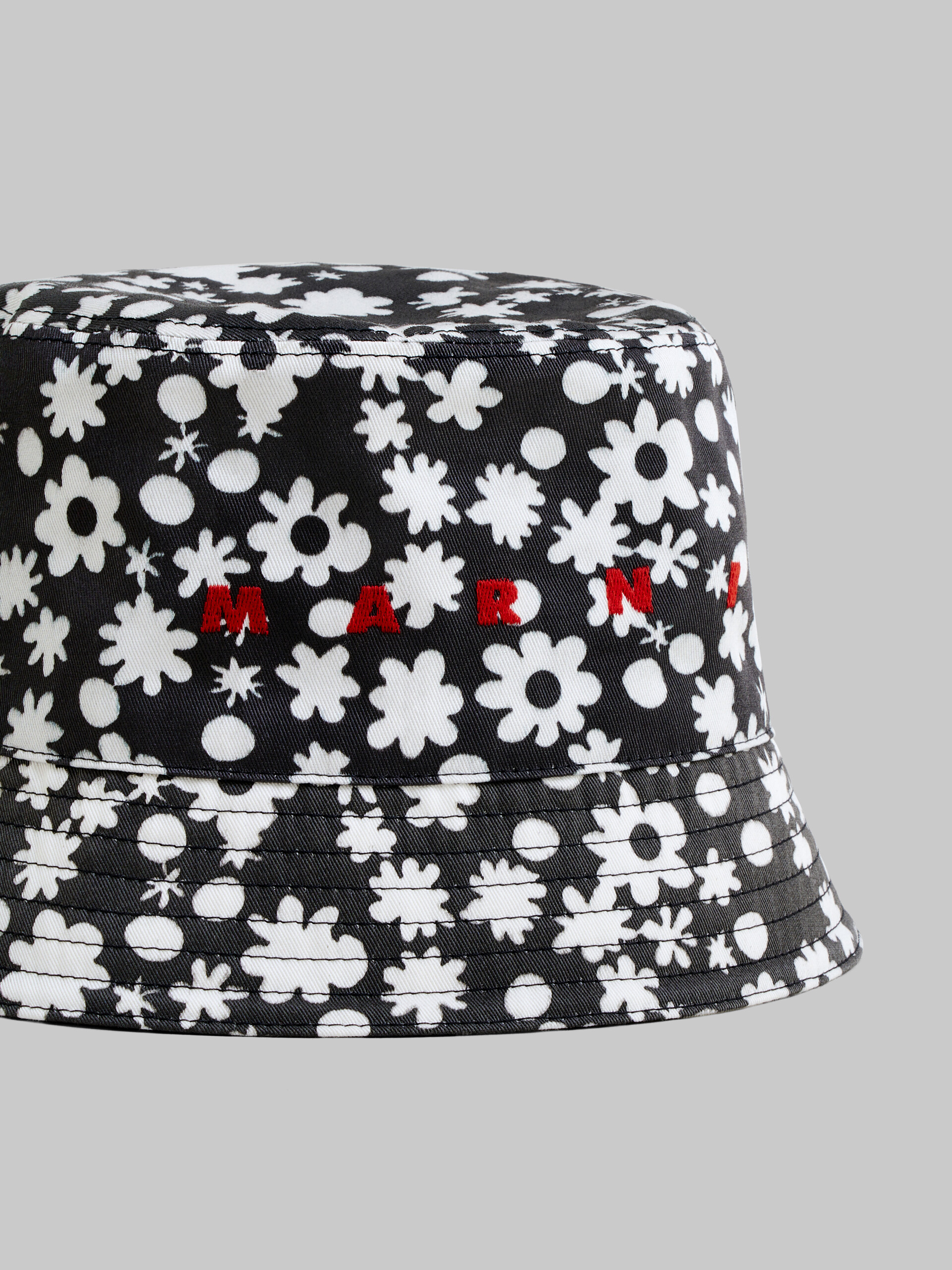 Cappello bucket in cotone con motivo Pop Fields bianco e nero - Cappelli - Image 4