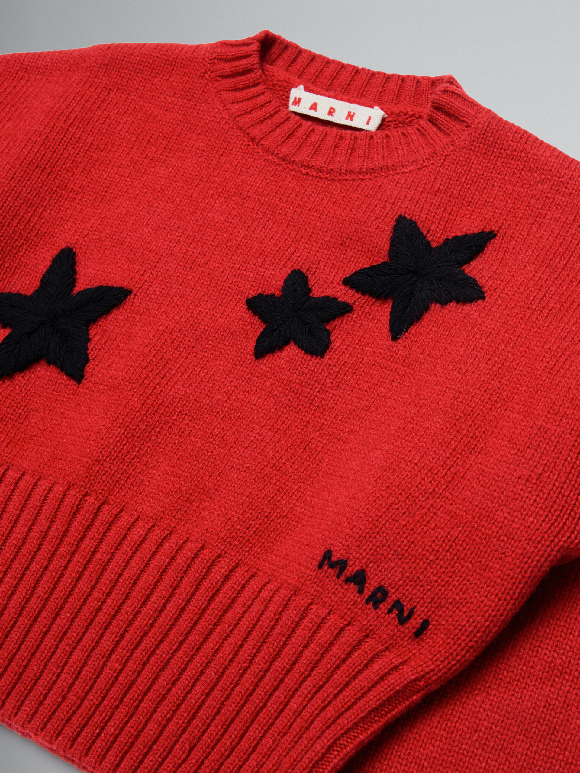 Pullover rosso in misto lana con stelle - Maglieria - Image 3