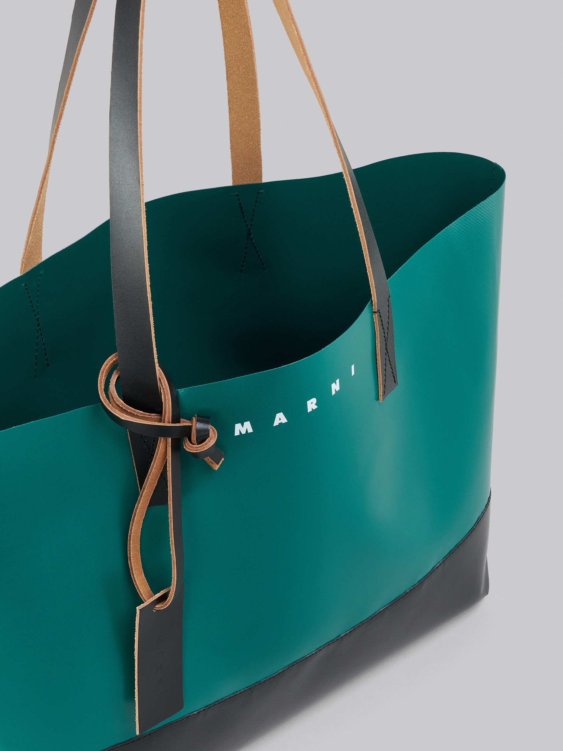 Tribeca shopping bag in green and black