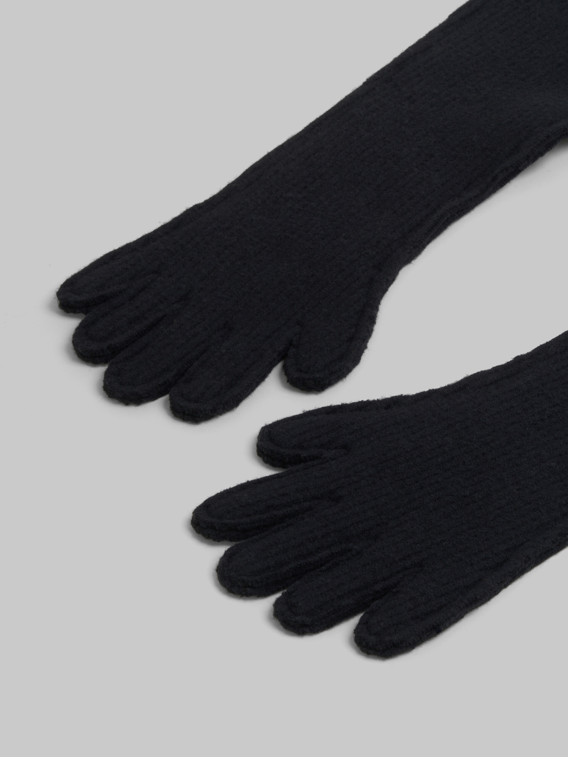 Oversized black wool gloves | Marni