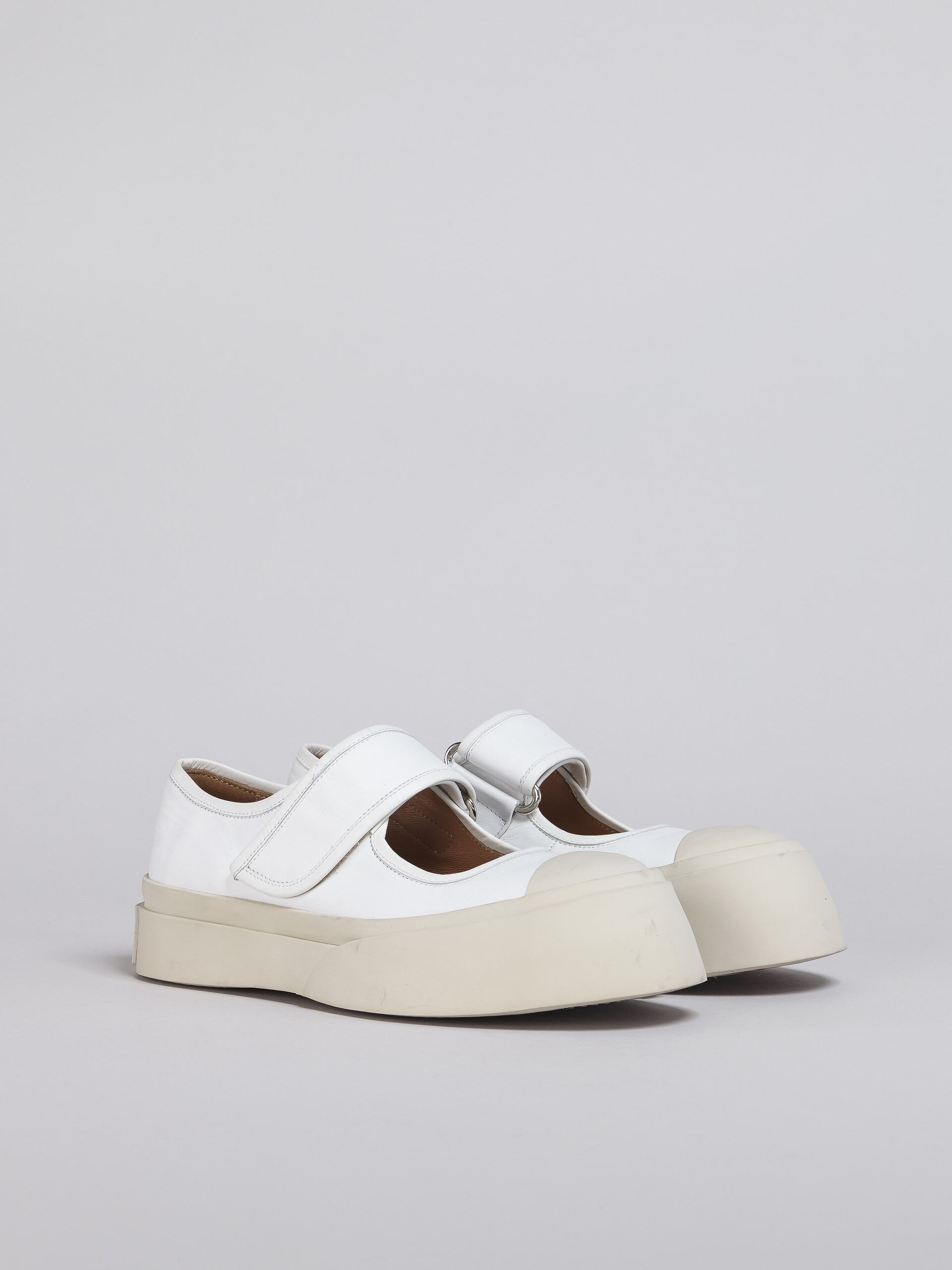 Sneaker Mary Jane in pelle grigia - Sneakers - Image 2