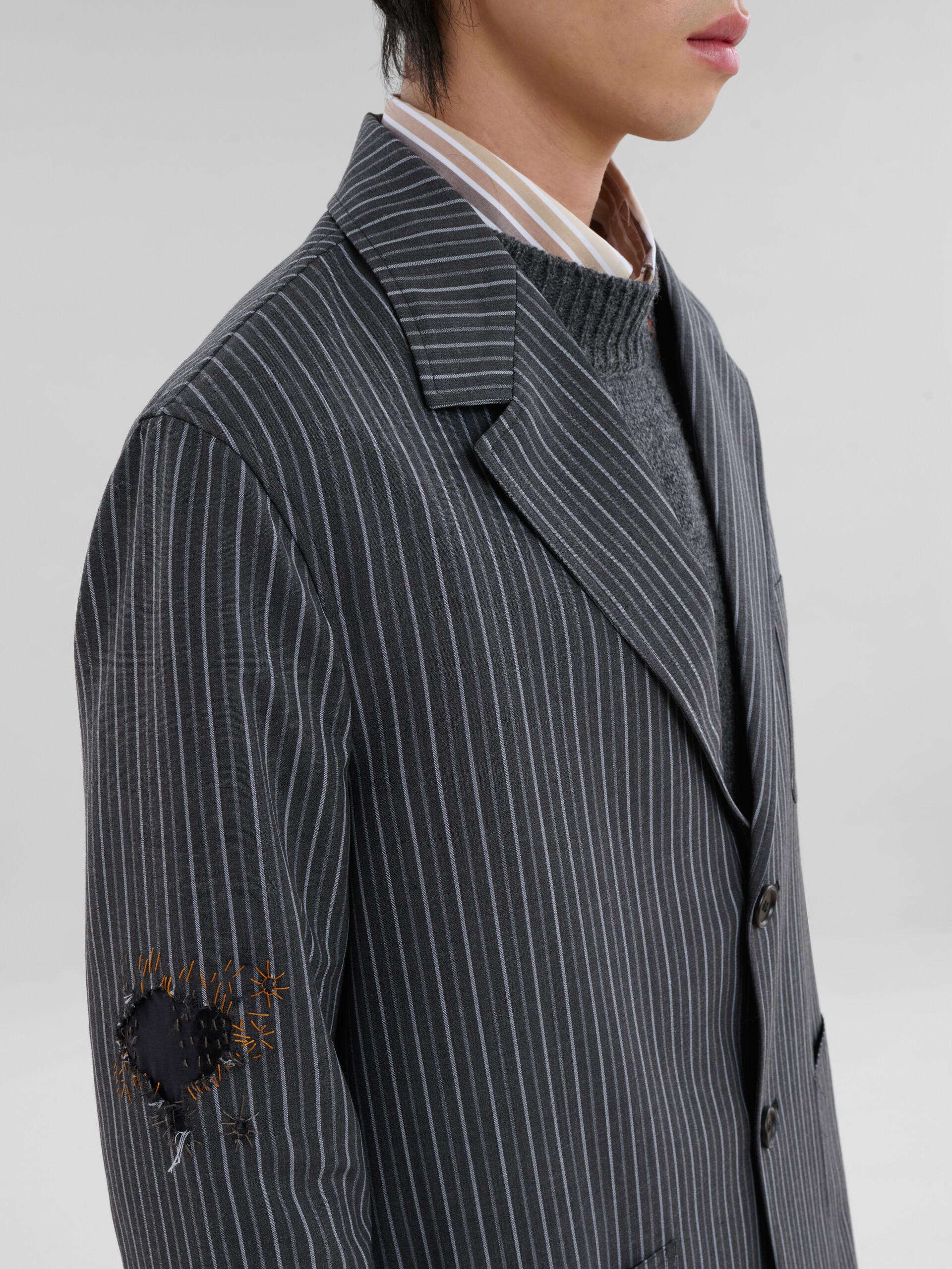 Blazer in lana gessata nera con applicazioni rammendo Marni - Giacche - Image 5